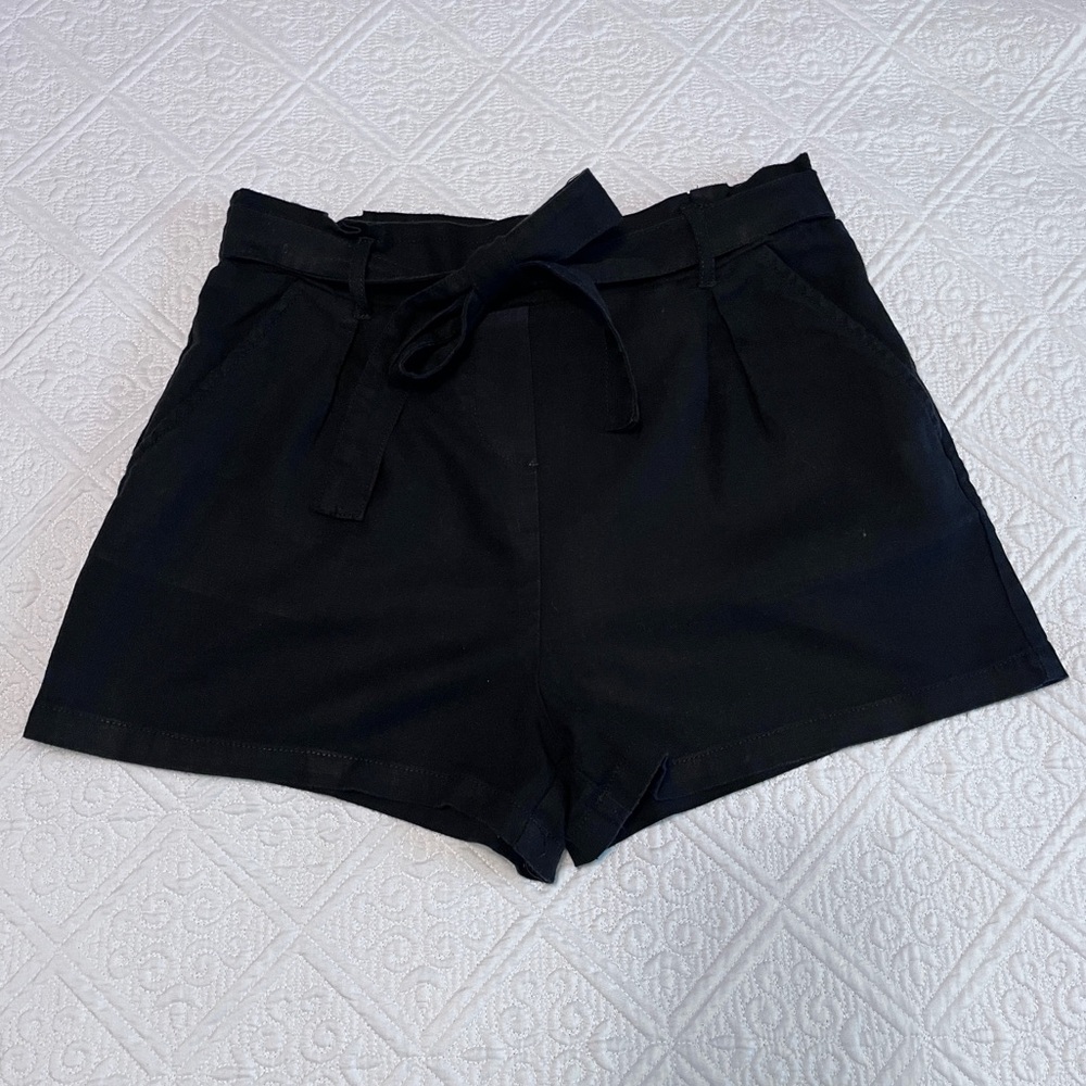 Women's Black Medium Paper-bag Shorts - Size M